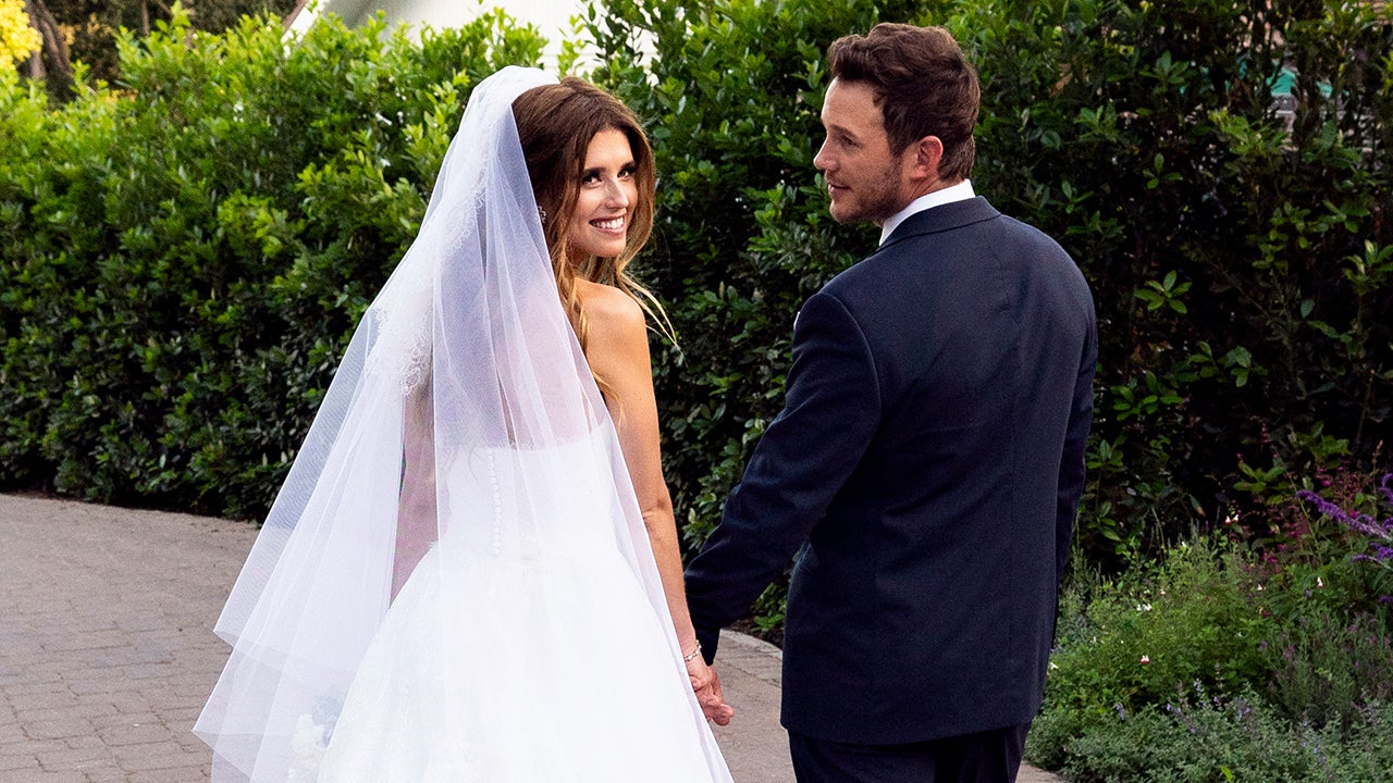 Katherine Schwarzenegger s Two Dresses From Her Wedding With Chris katherine-schwarzenegger-s-two-dresses-from-her-wedding-with-chris