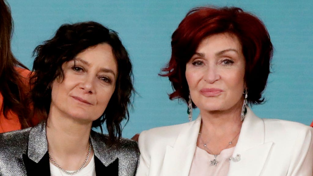 Sara Gilbert Kelly Osbourne