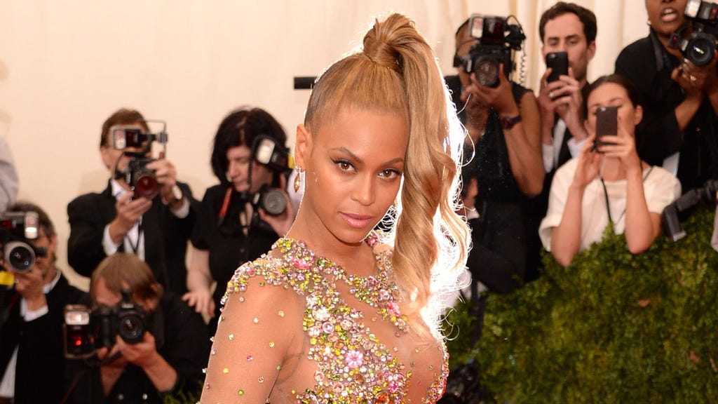 beyonce at 2015 met gala