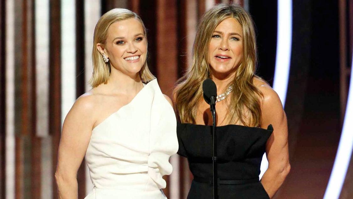 Jennifer Aniston and Reese Witherspoon on golden globes stage