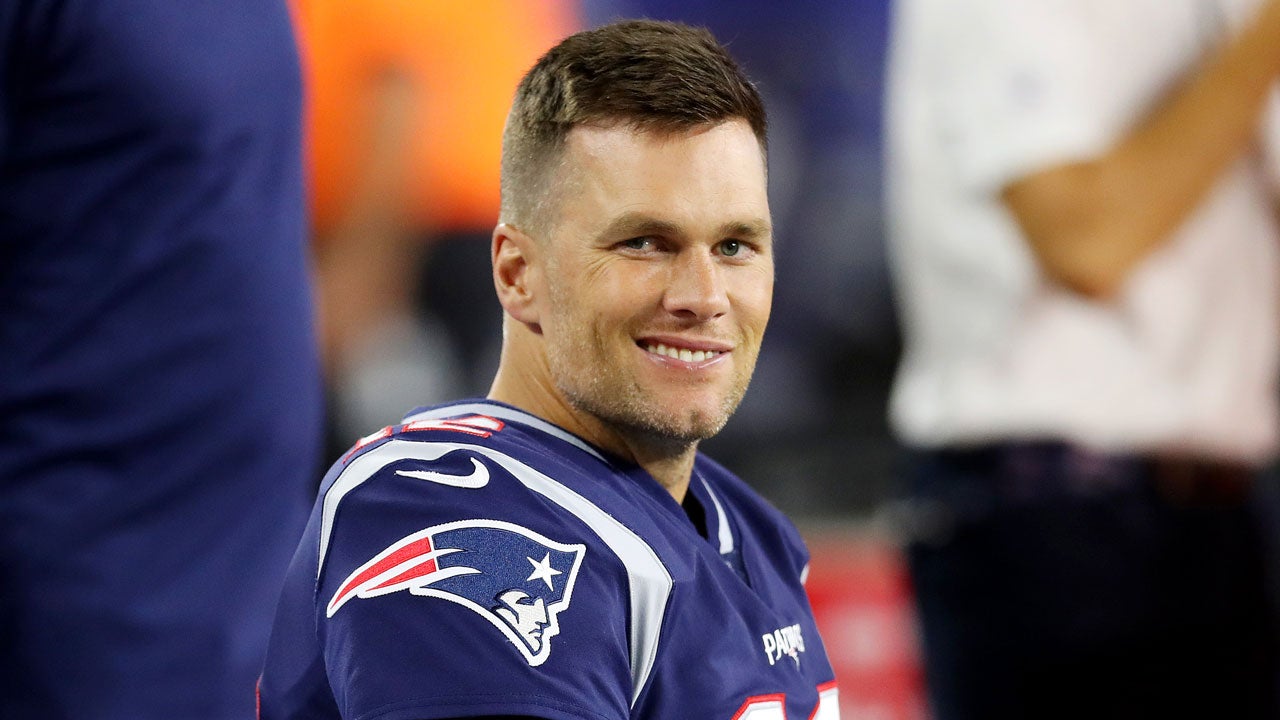 Tom Brady Signs With Tampa Bay Buccaneers After Leaving New England Patriots