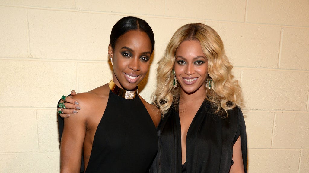 Kelly Rowland and Beyonce Knowles