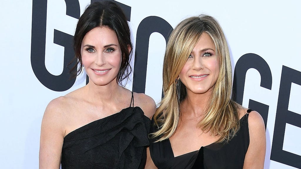 Courteney Cox and Jennifer Aniston