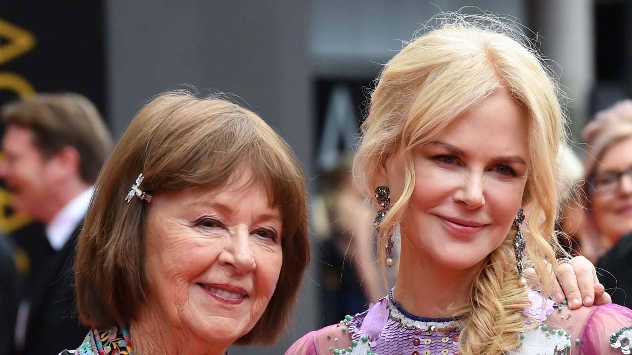 Nicole Kidman Reunites With Her Mom After 8 Months Entertainment Tonight(01)