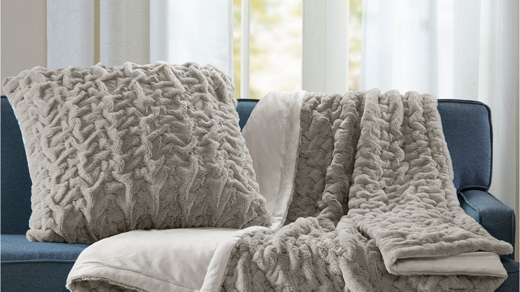 Madison Park Faux Fur Throw