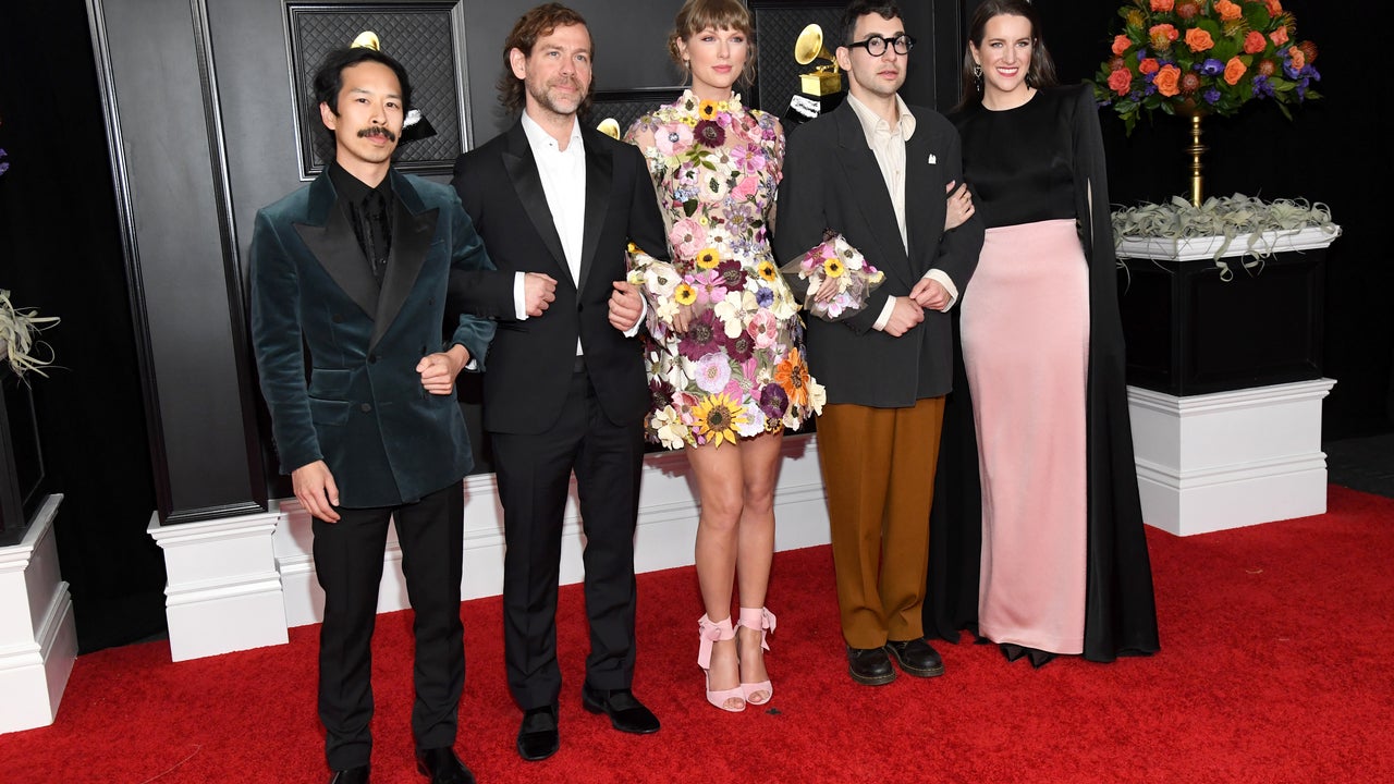 taylor swift flower dress red carpet Taylor Swift Wears Sheer Floral Dress at the Grammys in 2021