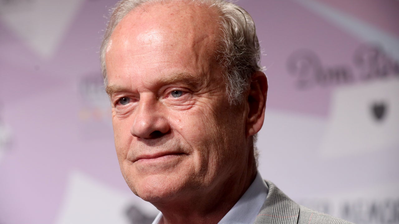 Kelsey Grammer, Harry Hamlin Lead 'Flowers in the Attic' Prequel Miniseries Entertainment Tonight