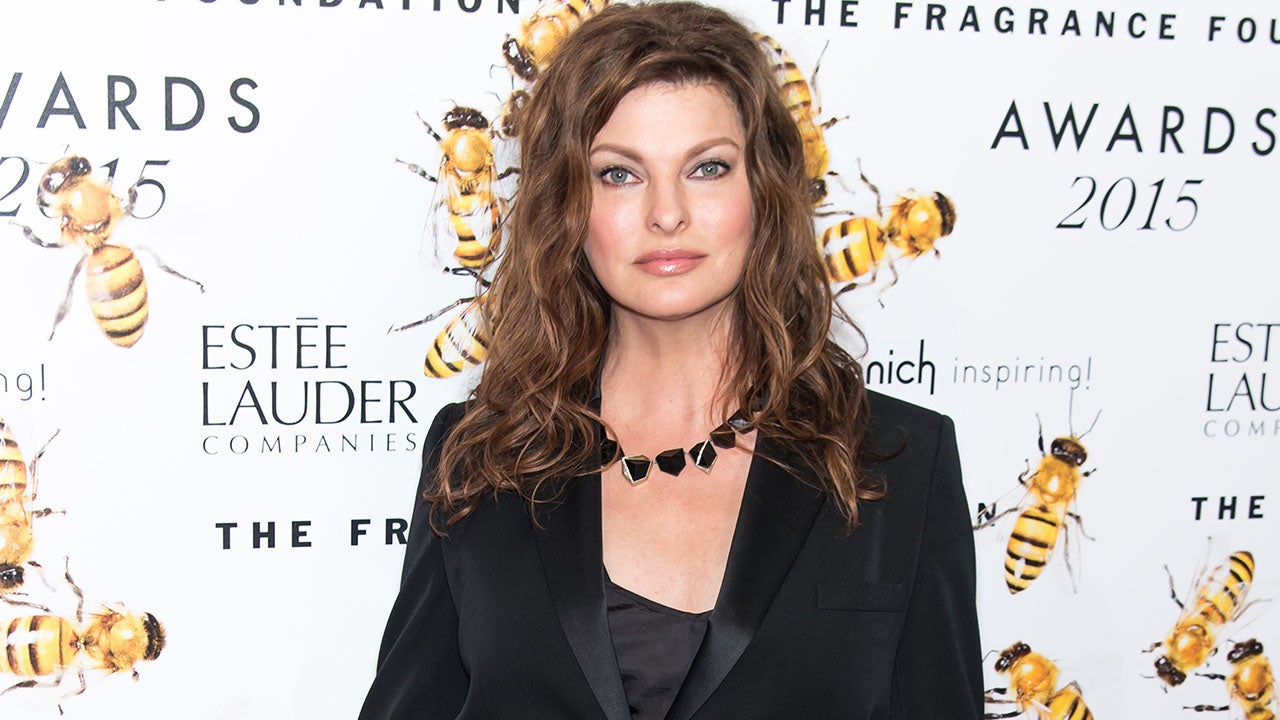 Linda Evangelista attends 2015 Fragrance Foundation Awards at Alice Tully Hall at Lincoln Center on June 17, 2015 in New York City.