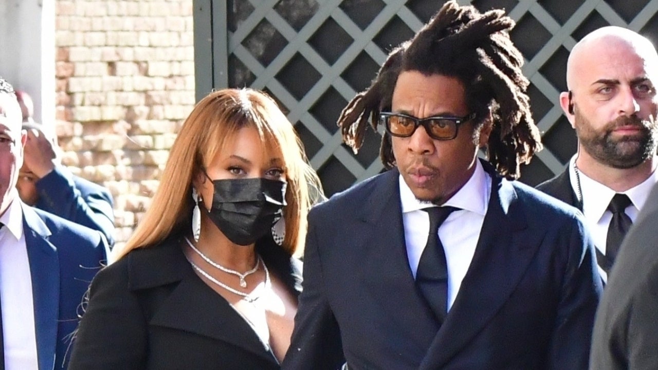 Beyoncé and JAY-Z Are One Stylish Duo Attending Wedding in Italy ...