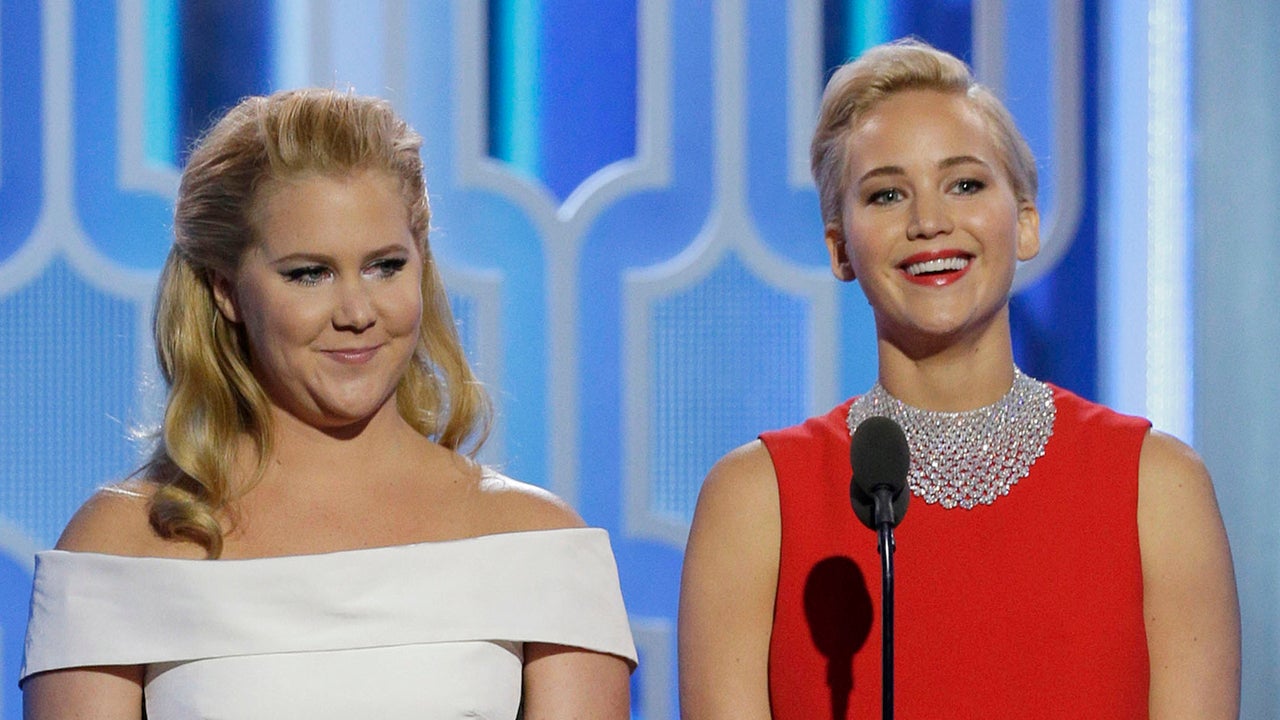 Pregnant Jennifer Lawrence and Amy Schumer Attend Rally for Abortion