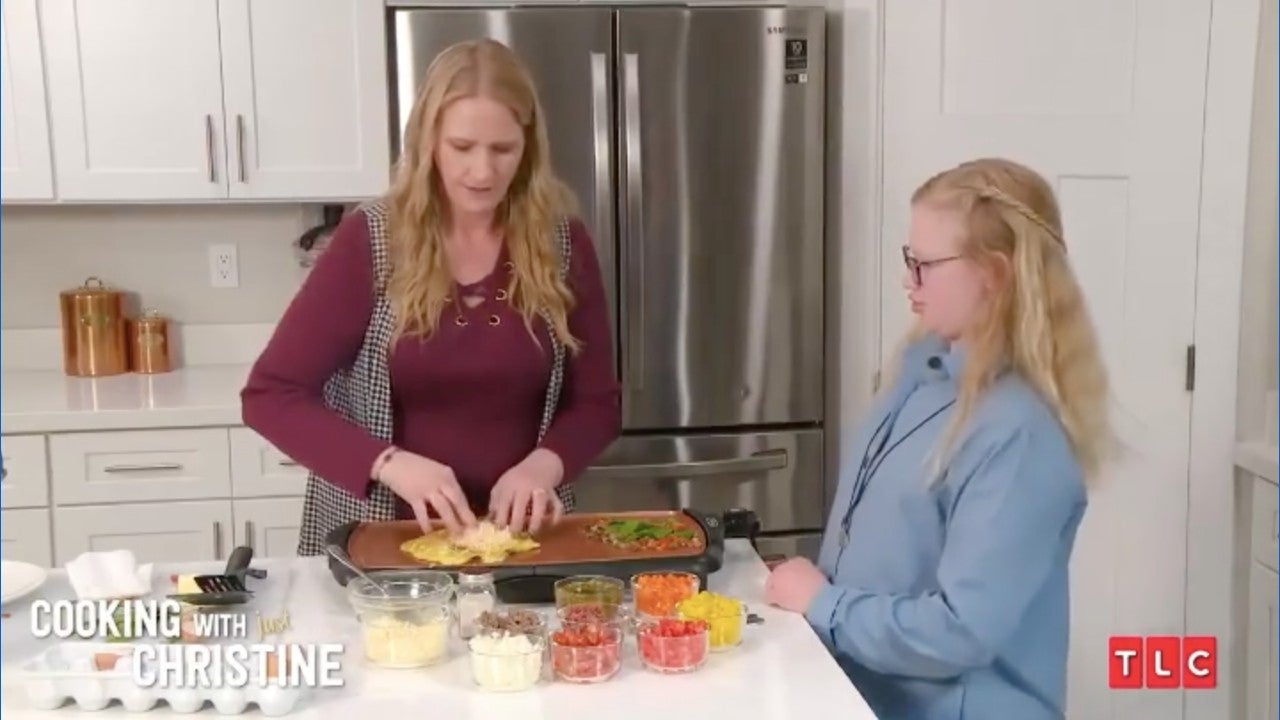 'Sister Wives' Star Christine Brown Lands Digital Cooking Show After(01)