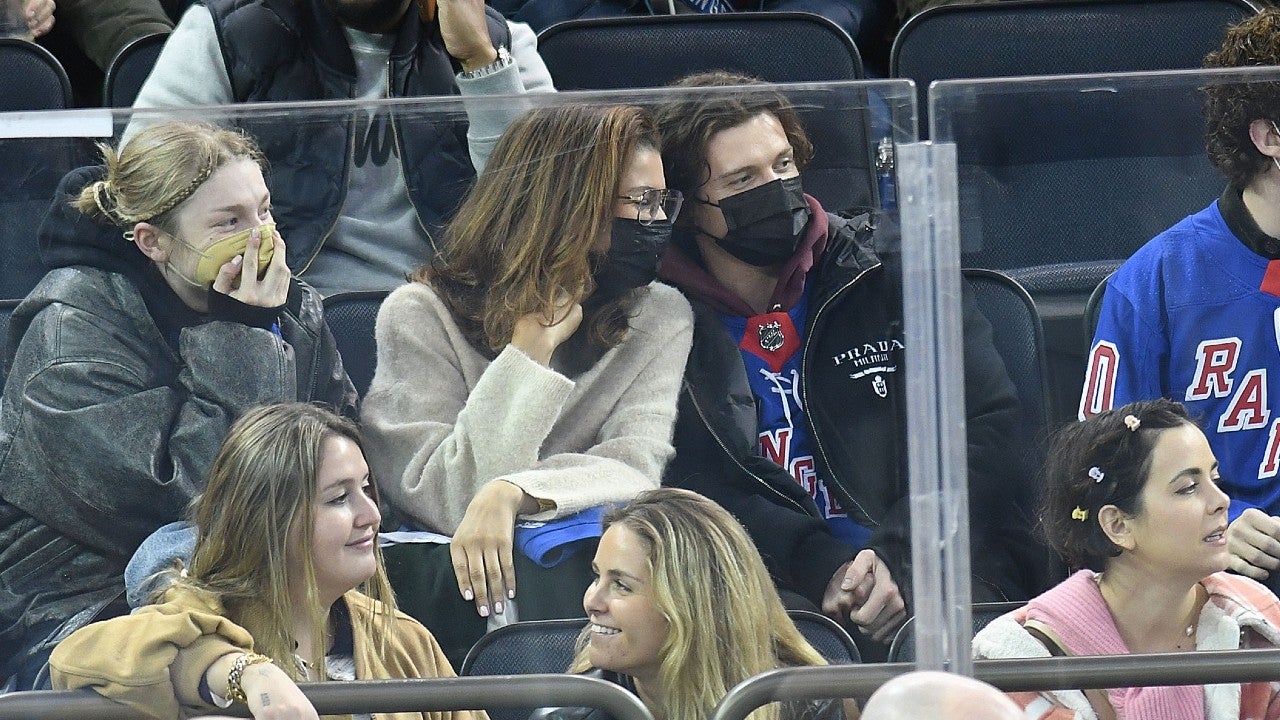 Zendaya and Tom Holland Wear Jerseys With Each Other's Names for Hockey  Date Night