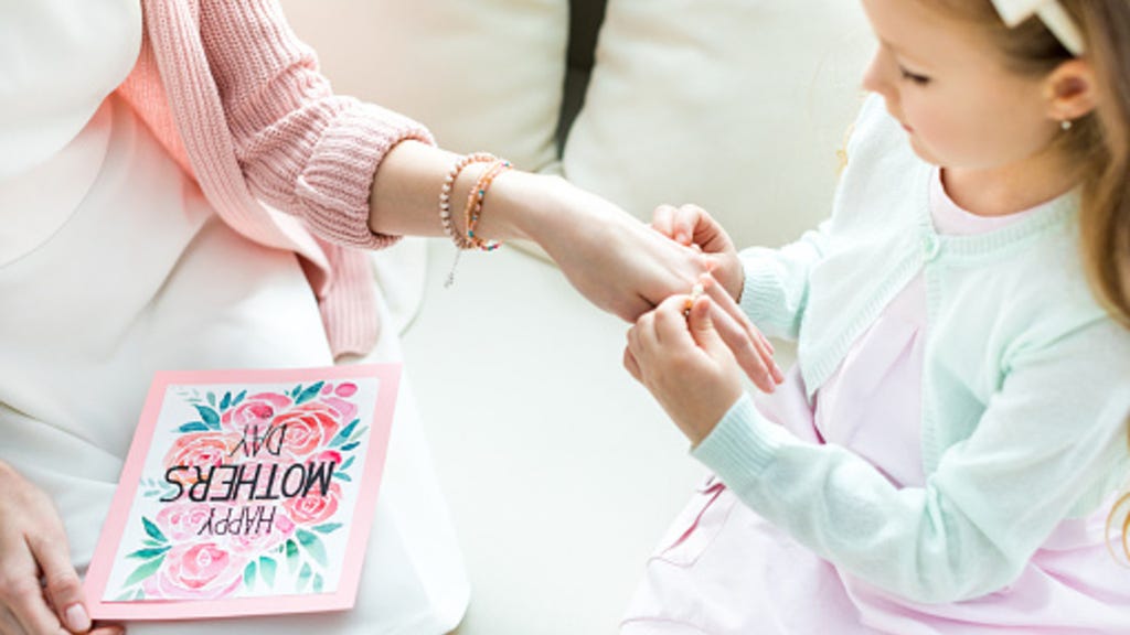 mother's day jewelry sale