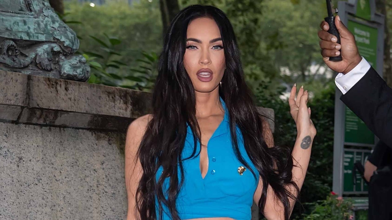 Megan Fox Cut a Hole in Her Jumpsuit to 'Have Sex' with Machine Gun Kelly | Entertainment Tonight