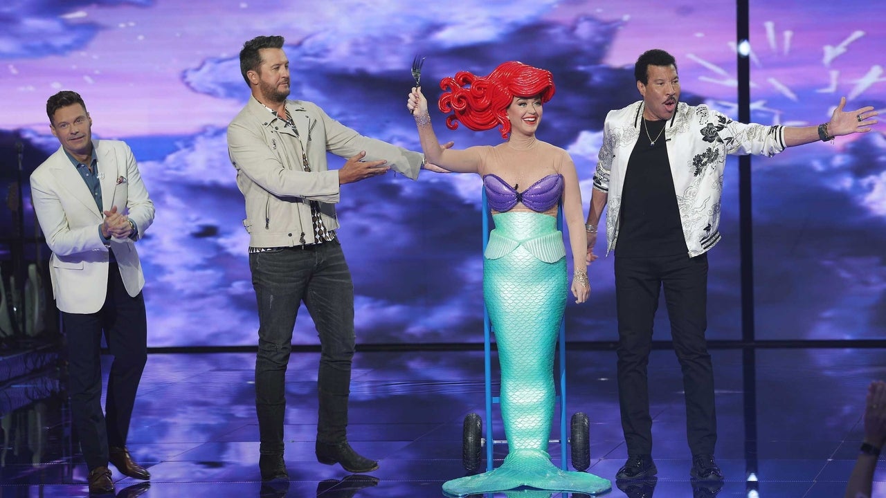katy perry mermaid dress Katy Perry falls out of her chair on American Idol while dressed as the Little Mermaid