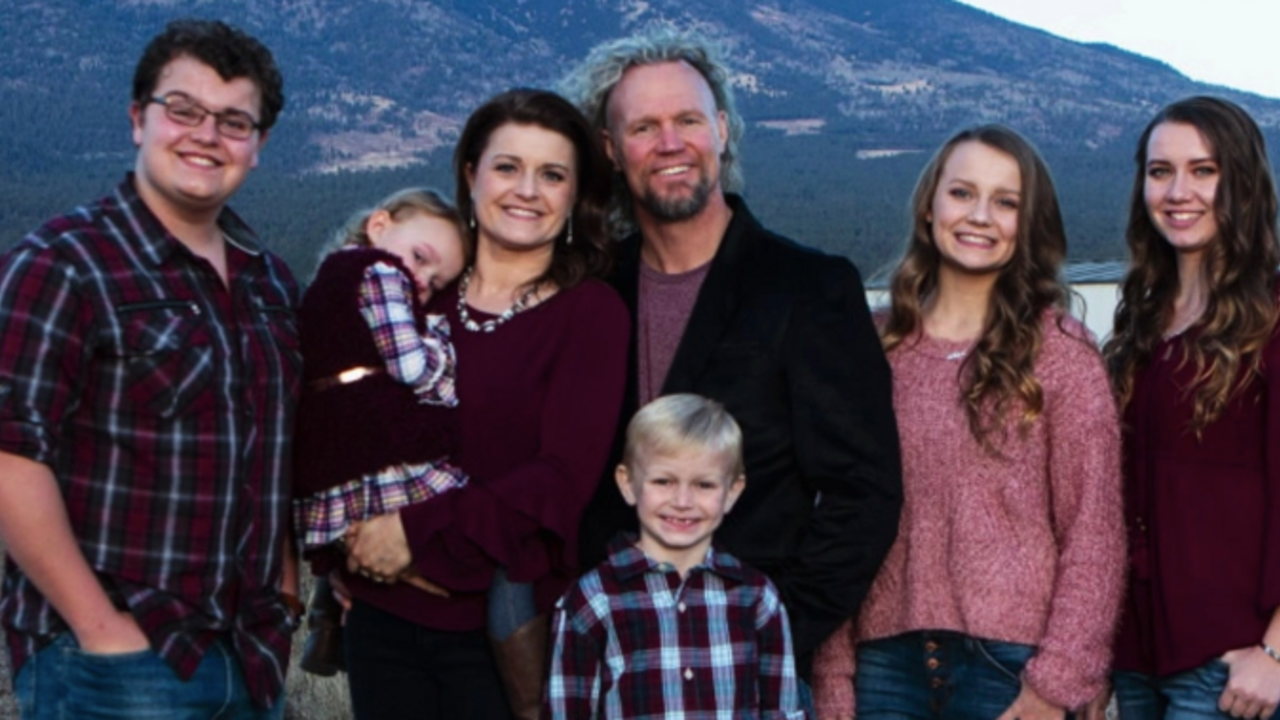 Sister Wives': Inside Kody Brown's Marriage to Robyn Brown | Entertainment  Tonight