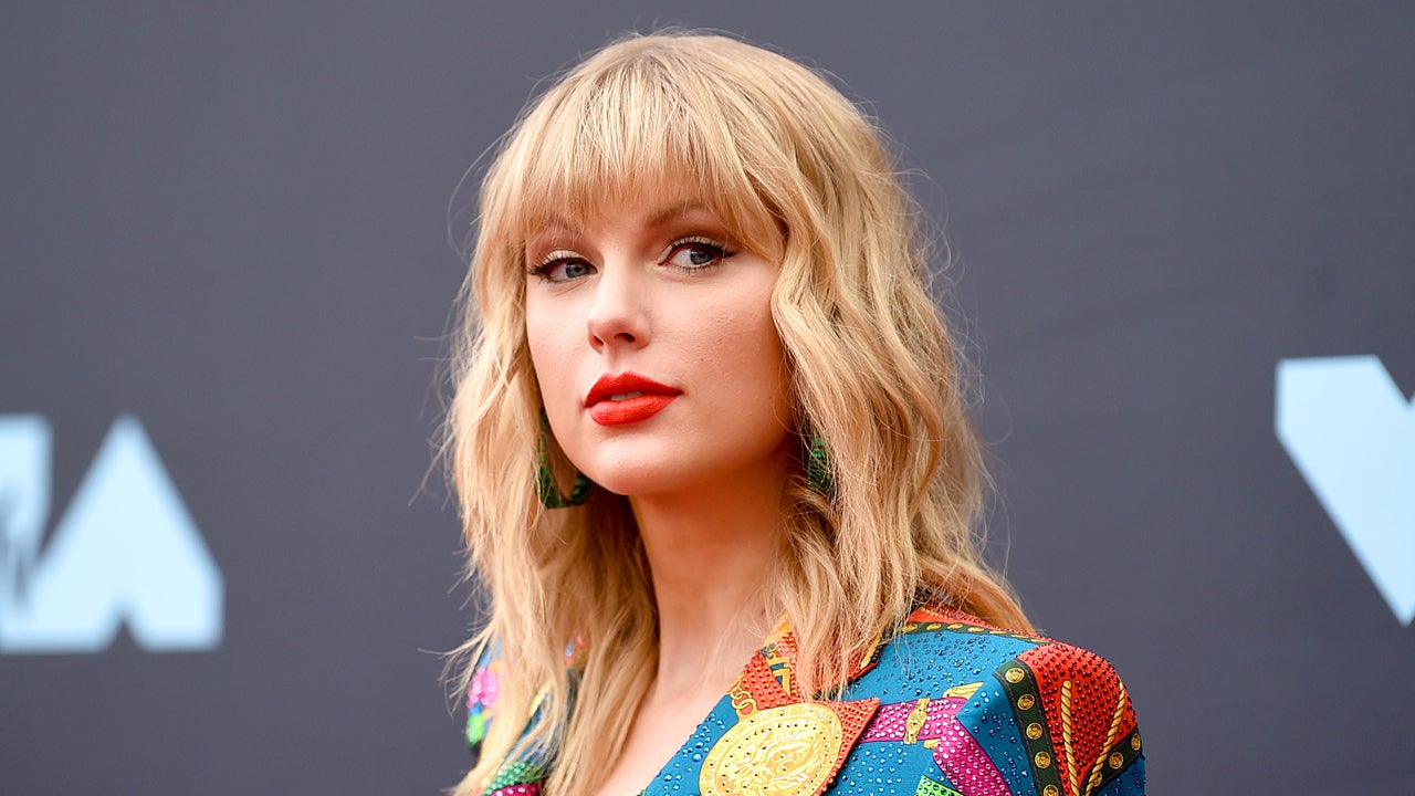 All the Taylor Swift lyrics senators hurled at Ticketmaster - Los