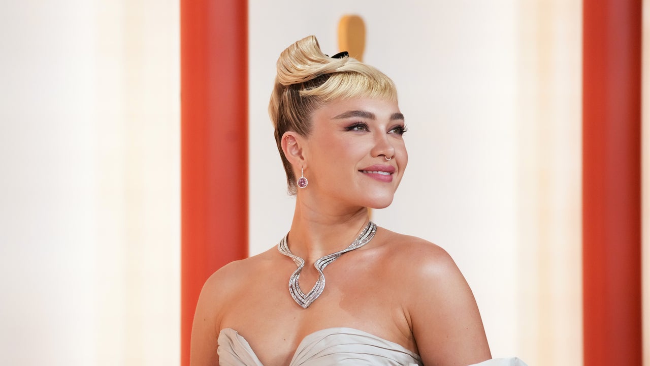 Florence Pugh Wows in Short Shorts at the 2023 Oscars | Entertainment