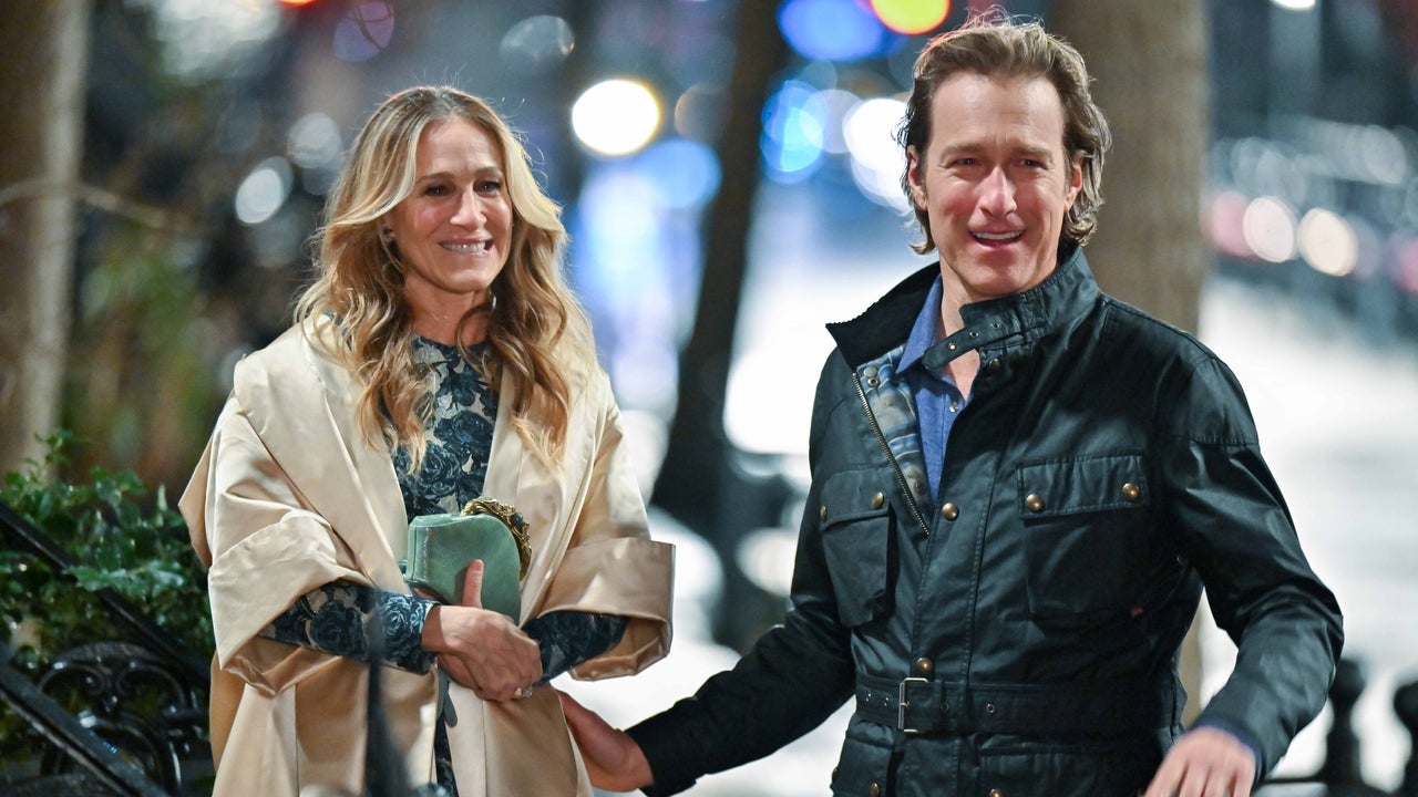 John Corbett Films as Aidan for 'And Just Like That' After That Open-Ended Season 2 Finale - Vimarsana News