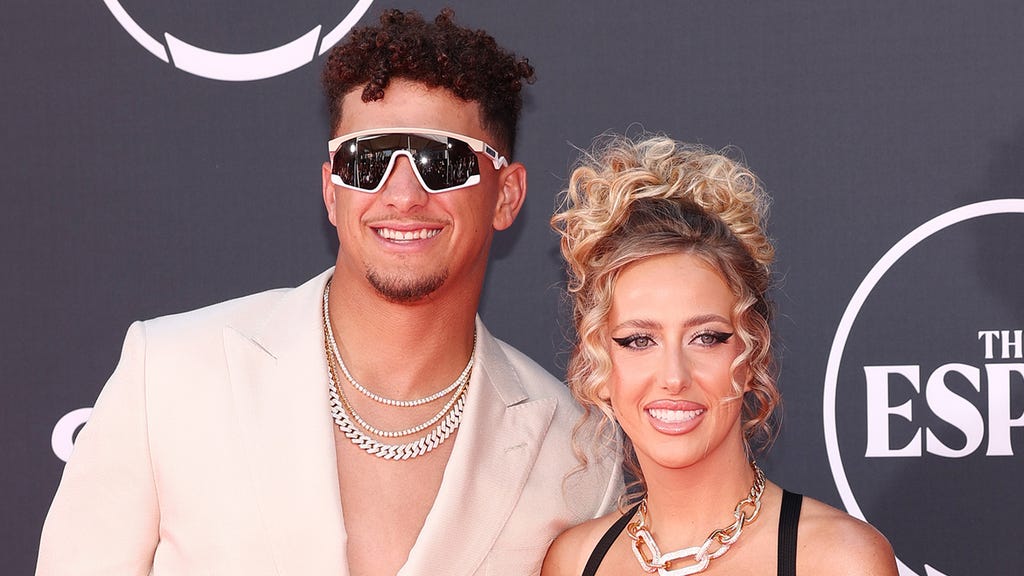 Patrick Mahomes and Brittany Mahomes