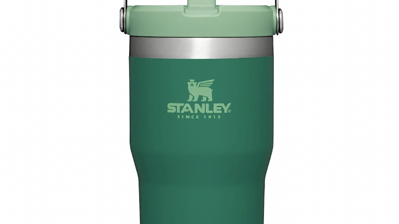 Ice test on Stanley's NEW 64 oz tumbler  will it last 60  hours?!?🧊🥶#stanleytumbler 
