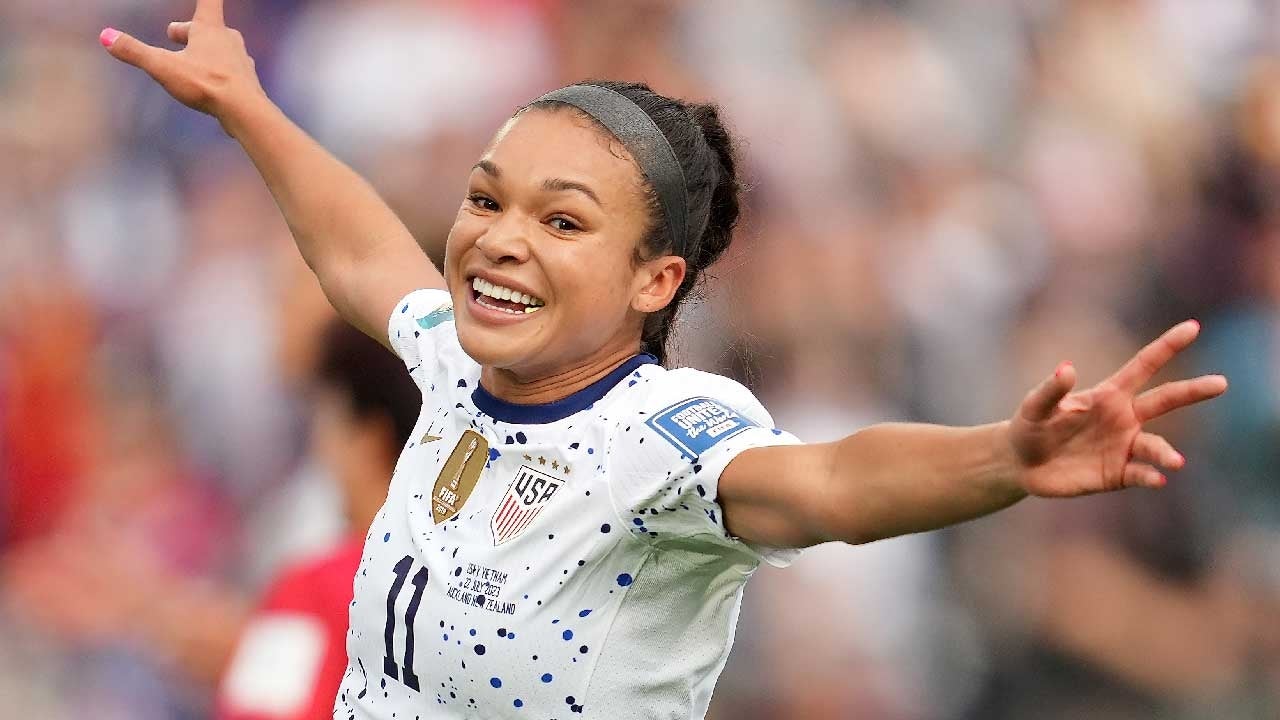 Team USAs Sophia Smith Opens Up About Making Her First World Cup Team (Exclusive) Entertainment Tonight