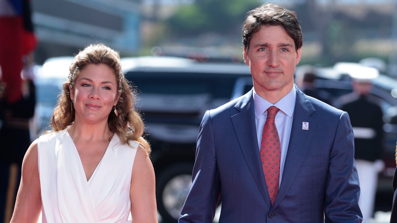 Prime Minister Justin Trudeau of Canada arrives alongside his wife Sophie Gregoire Trudeau