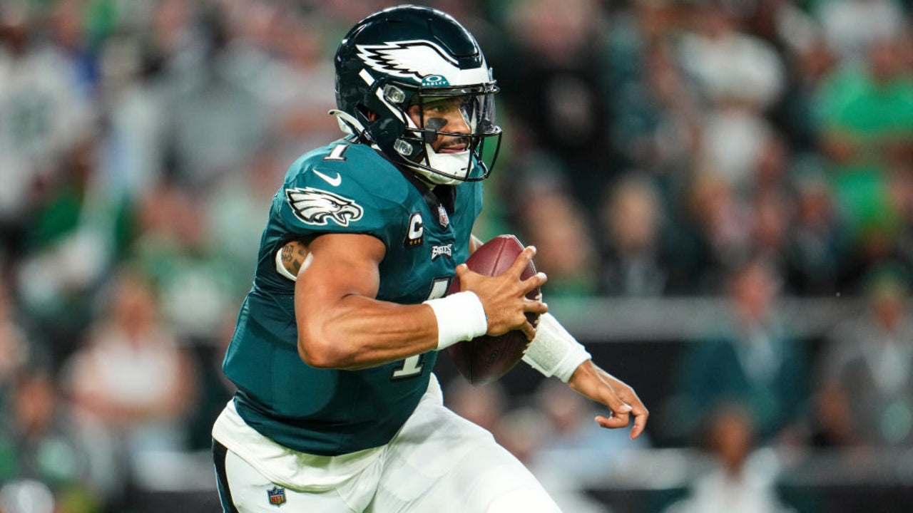 watch eagles game live