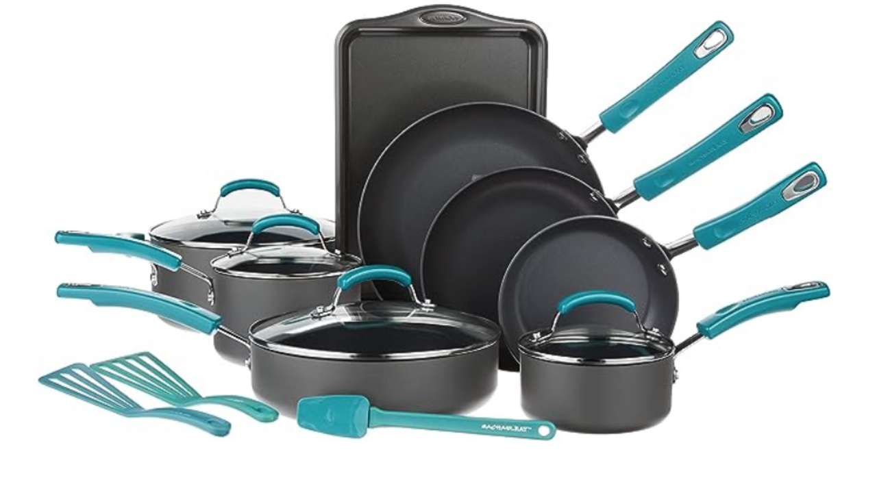 Ree's 'Favorite Cookware Set of All Time' Is Only $79 for Black Friday