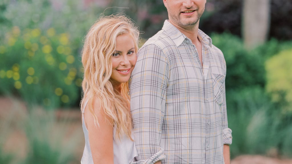 Tara Lipinski and Todd Kapostasy