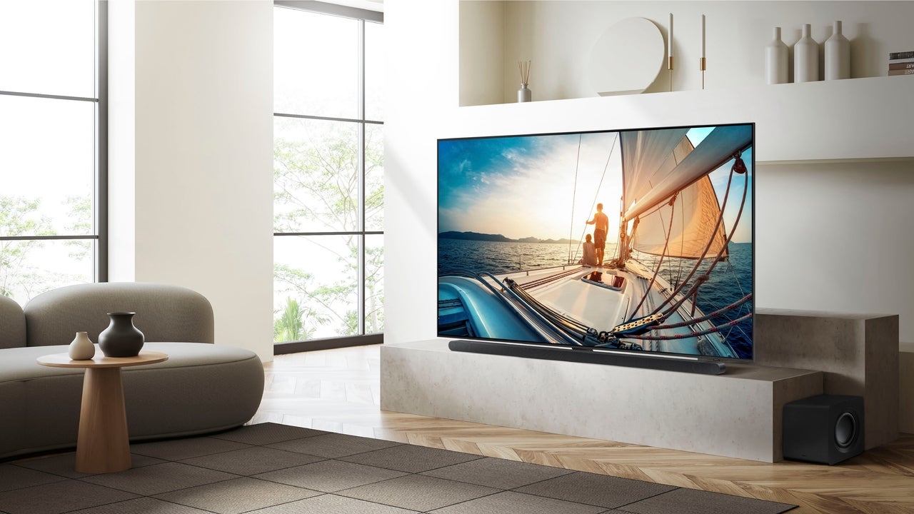 Samsung Frame TV 2023 – Still Worth Buying? (Review & Tour) 
