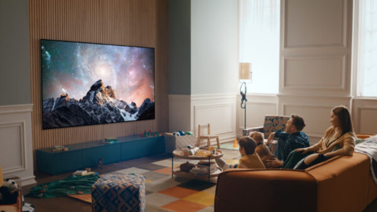 Best Buy 3-Day Sale: Shop the Best Holiday Deals on TVs, Laptops, Apple Watches and More - Vimarsana News