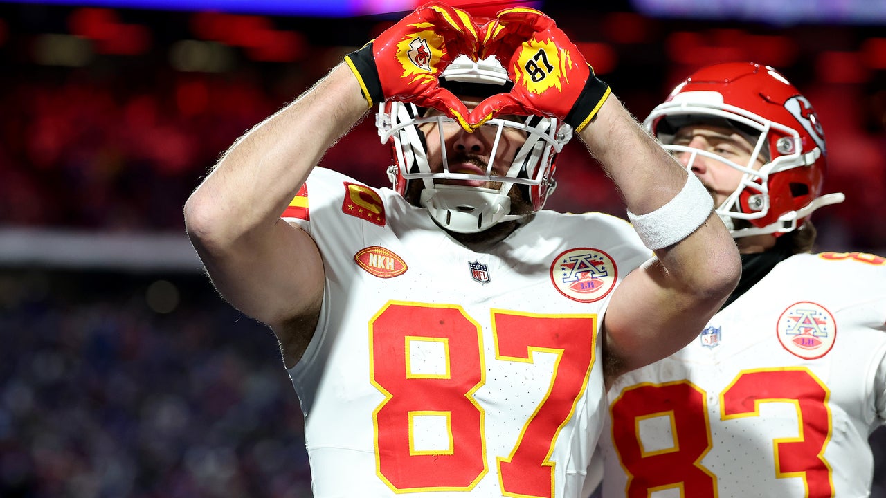 Travis Kelce Donates 25,000 Meals to Kansas City Youth - Vimarsana News