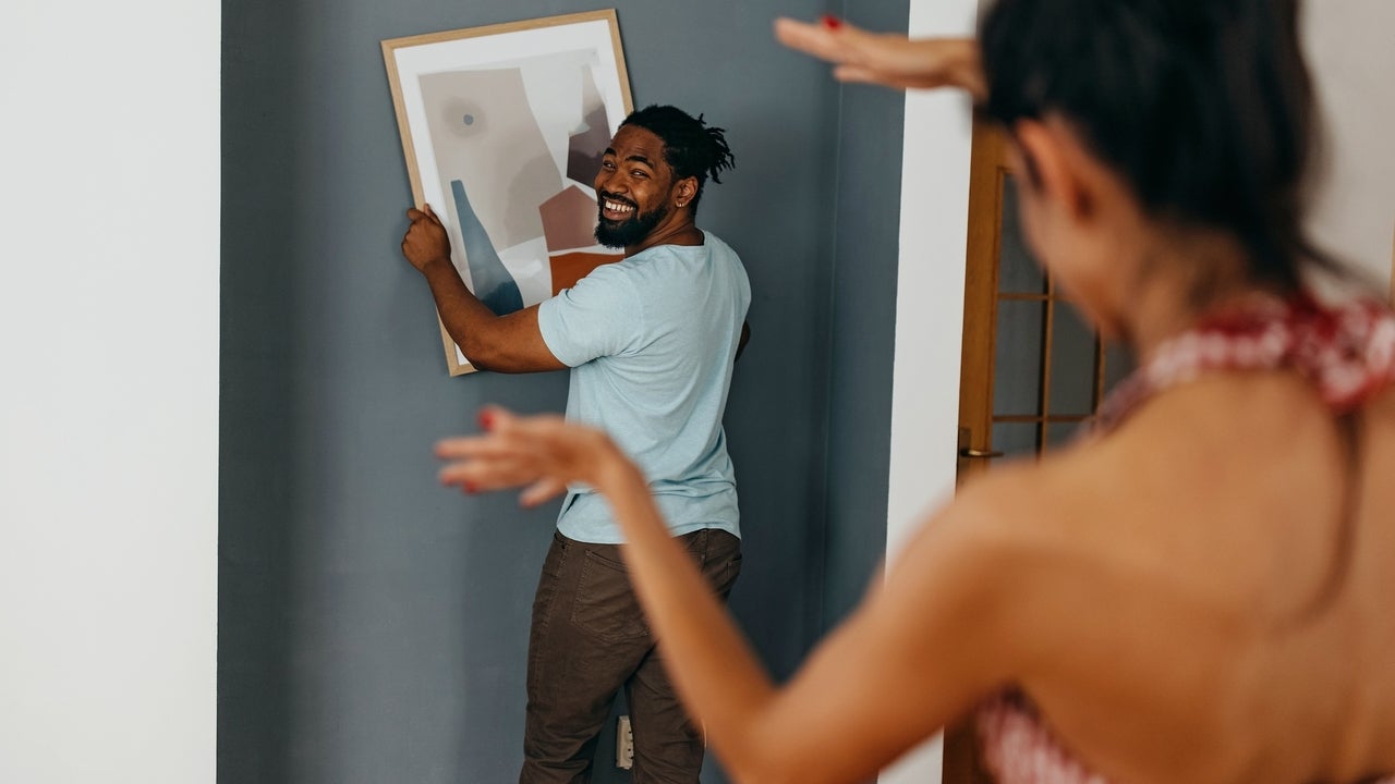 The Best Products to Help Your Rental Feel More Like a Home: Peel-and-Stick Tile, Removable Wallpaper and More - Vimarsana News