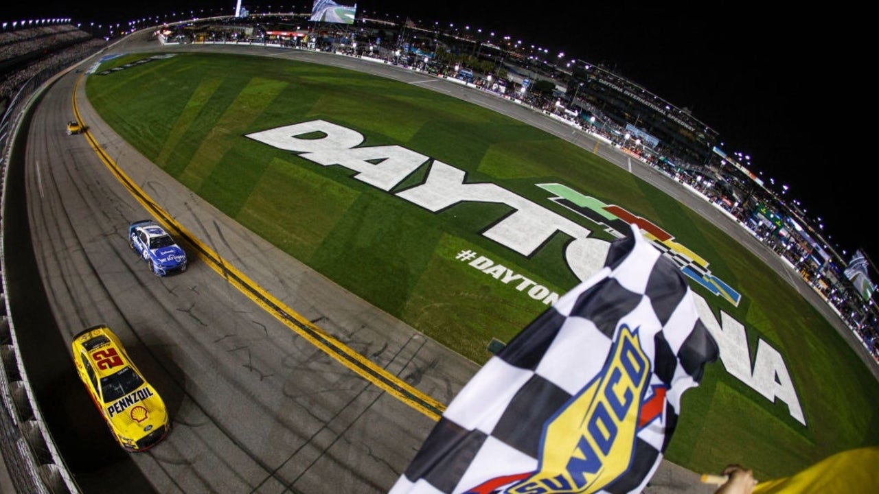 How to Watch the 2024 Daytona 500 Online Today New Start Time, TV