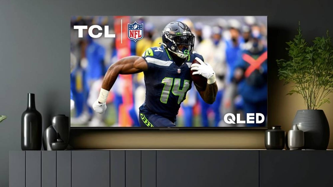 The four best TVs for watching the big NFL game - CBS News