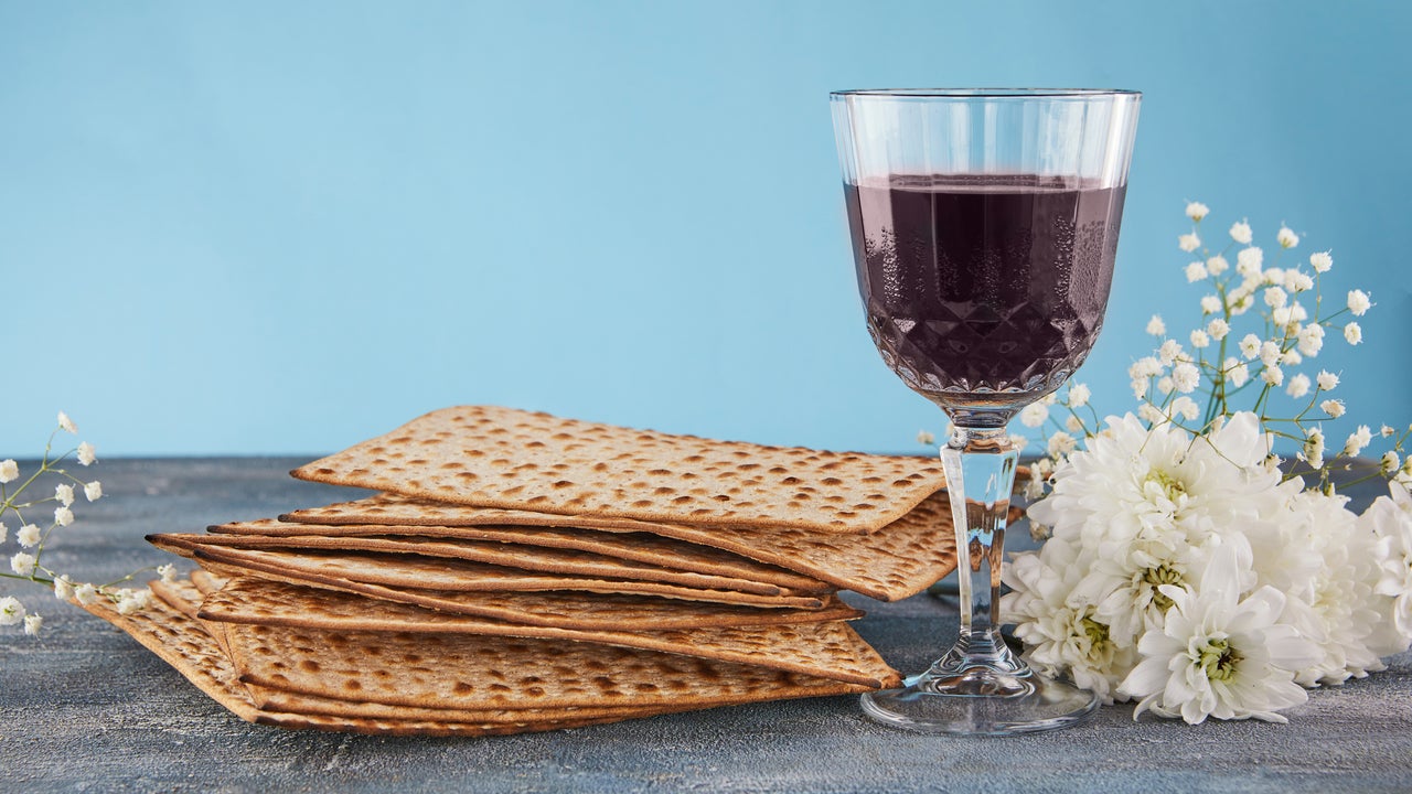 The 15 Best Passover Gifts to Bring to Your Seder Dinner This Year