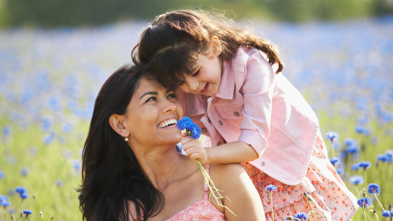 The 20 Best Mother's Day Sales 2024 to Shop This Week: Top Deals on Clothing, Tech, Home and More - Vimarsana News