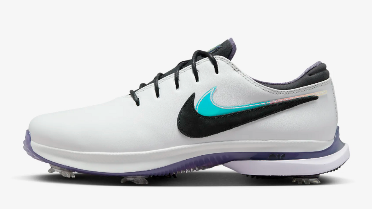 brooks koepka golf shoes masters