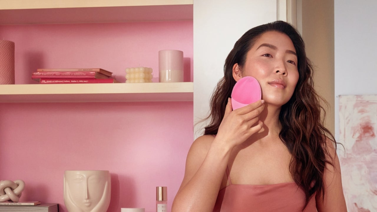 Best Foreo Deals in April 2024: Save Up to 30% on Skincare Devices at This Secret Sale - Vimarsana News
