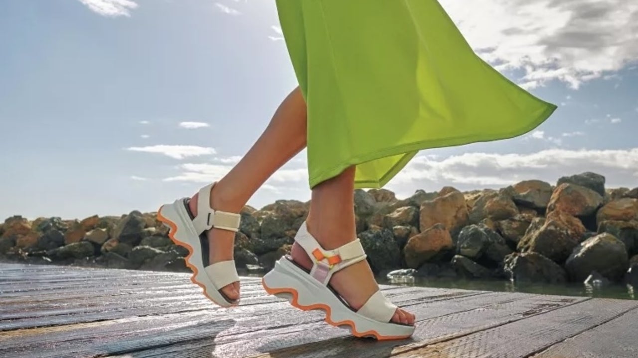Best Walking Sandals for Women in 2024: Shop Summer Styles for Hiking, Athletic and Long Distance - Vimarsana News