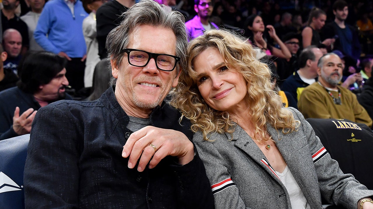 Kyra Sedgwick Talks Fooling Around in Movie Trailers With Husband Kevin Bacon - Vimarsana News