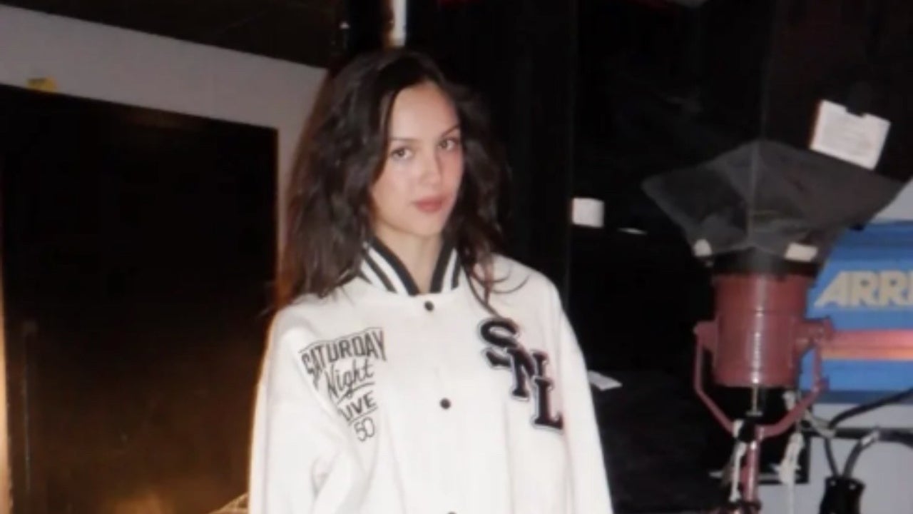 Star Sightings: Olivia Rodrigo Wears a ‘Saturday Night Live’ Jacket, Emily Ratajkowski Shops in New York City Star Sightings: Olivia Rodrigo Wears a ‘Saturday Night Live’ Jacket, Emily Ratajkowski Shops in New York City