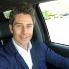ARIE_LUYENDYK_JR_SELFIE_CAR_INSTAGRAM