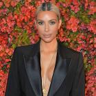 Kim Kardashian poses nude