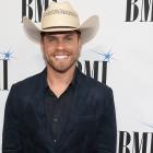 Dustin Lynch BMI