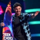 Zac Efron at the 2018 Teen Choice Awards
