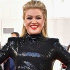 Kelly Clarkson at the 2019 Billboard Music Awards in Las Vegas