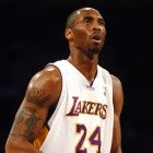 kobe bryant scores 50 points in 4 consecutive games in march 2007