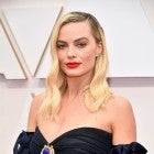 Margot Robbie attends 2020 Oscars.